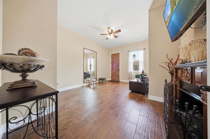 Image No.41-6 Bed House for sale