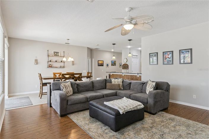 Image No.22-3 Bed House for sale