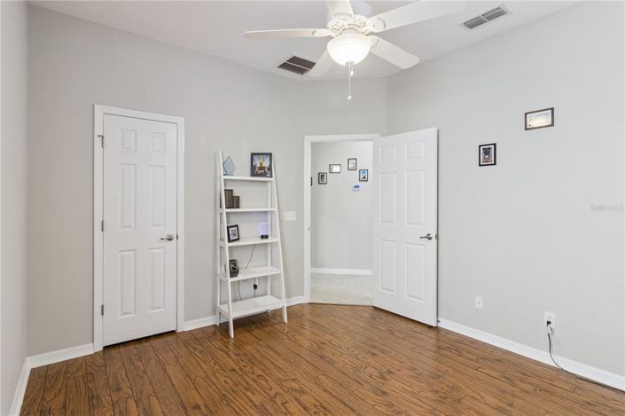 Image No.34-3 Bed House for sale