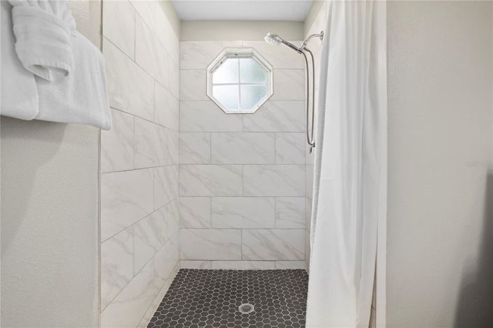 Image No.20-3 Bed Apartment for sale