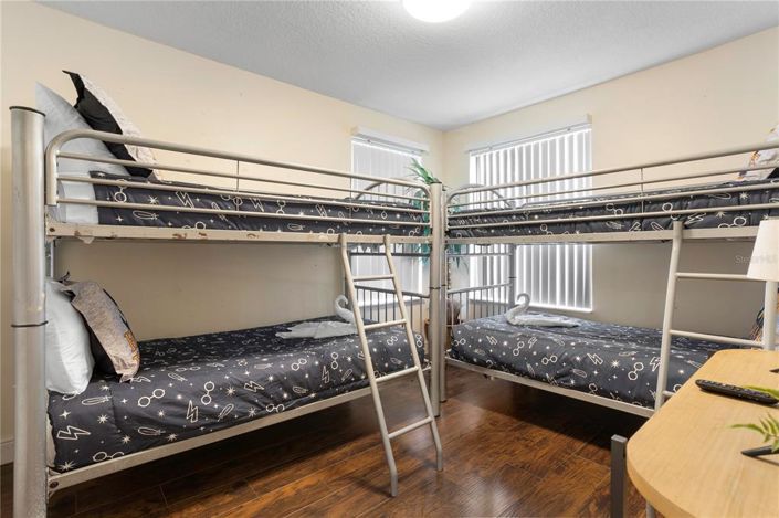 Image No.29-3 Bed Apartment for sale