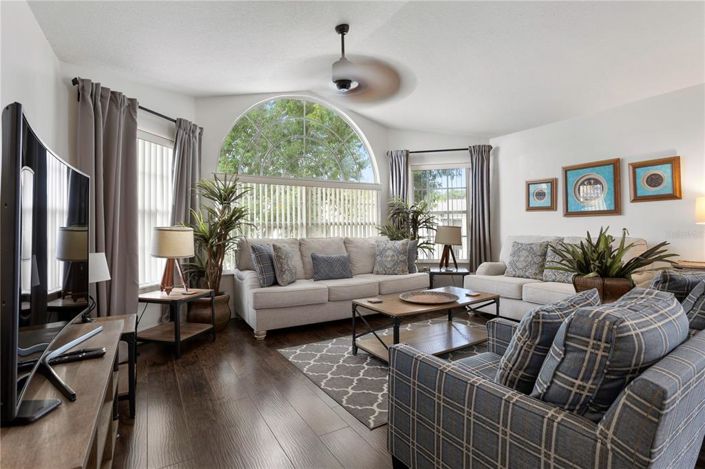 Image No.3-3 Bed Apartment for sale