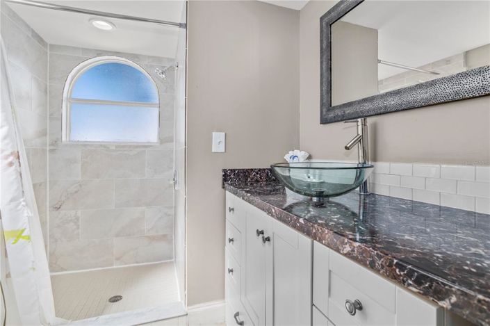 Image No.17-3 Bed Apartment for sale