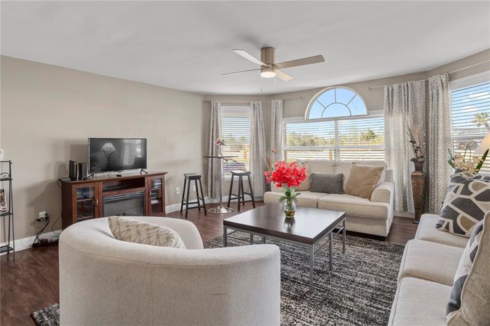 Image No.7-3 Bed Apartment for sale