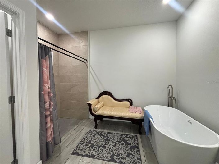 Image No.23-4 Bed House for sale