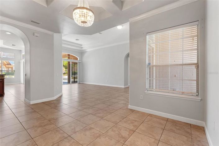 Image No.49-5 Bed House for sale