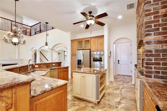 Image No.21-4 Bed House for sale