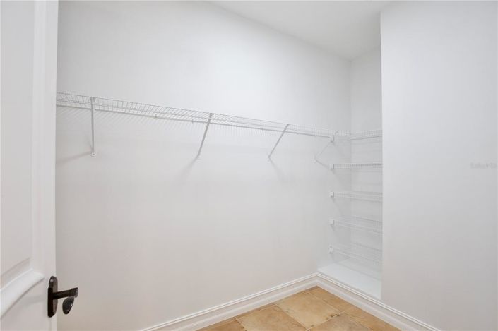 Image No.44-4 Bed House for sale