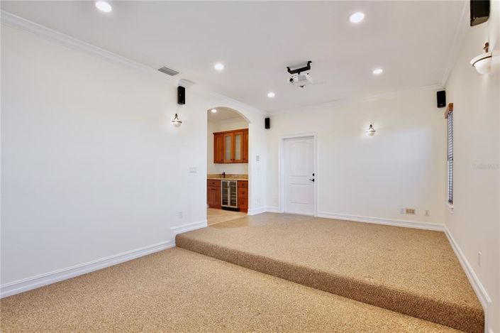 Image No.56-4 Bed House for sale