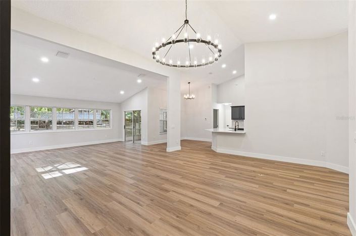 Image No.13-4 Bed House for sale