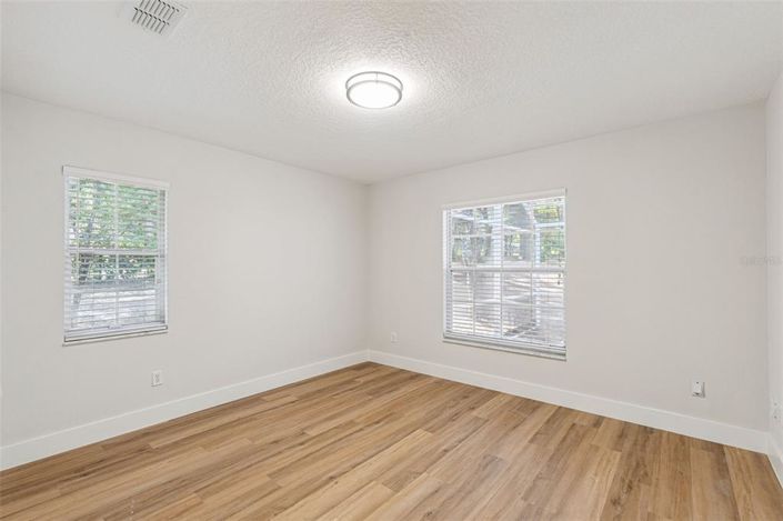 Image No.31-4 Bed House for sale