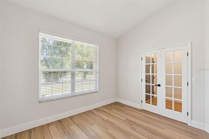 Image No.34-4 Bed House for sale