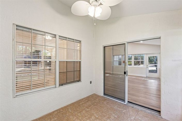 Image No.37-4 Bed House for sale