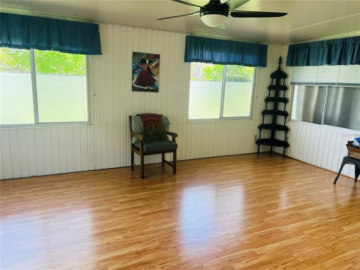 Image No.33-3 Bed House for sale