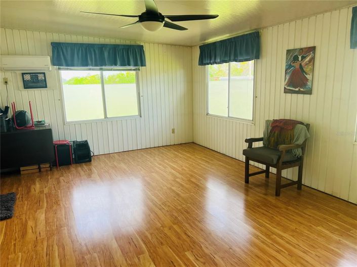 Image No.35-3 Bed House for sale