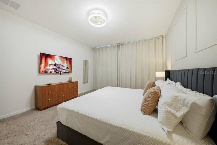 Image No.26-6 Bed House for sale