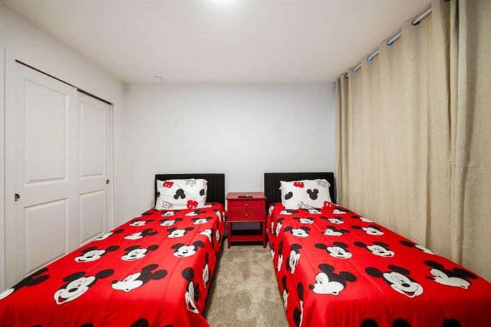 Image No.42-6 Bed House for sale