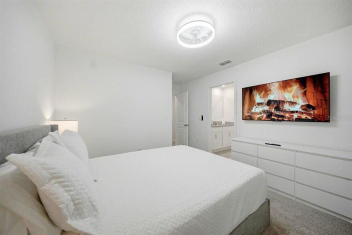 Image No.52-6 Bed House for sale