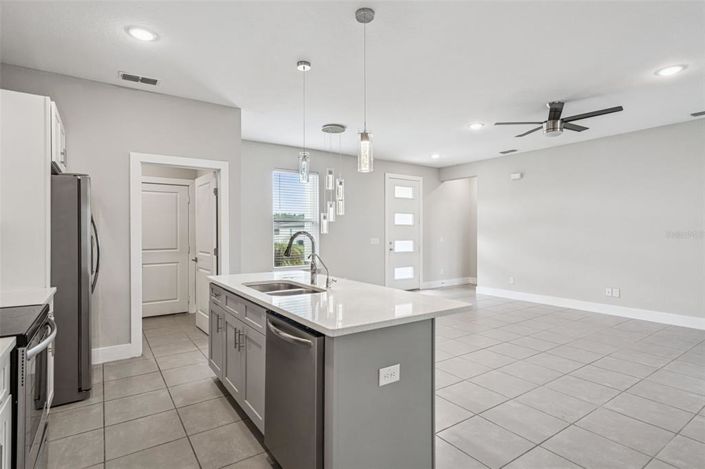 Image No.8-Maison de 4 chambres à vendre à Saint John