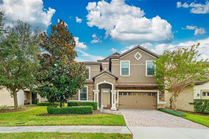 Image No.4-8 Bed House for sale