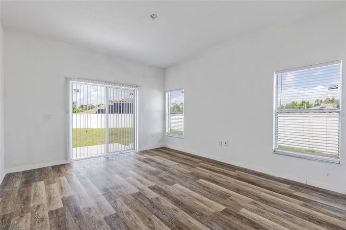 Image No.13-Maison de 4 chambres à vendre à Saint John