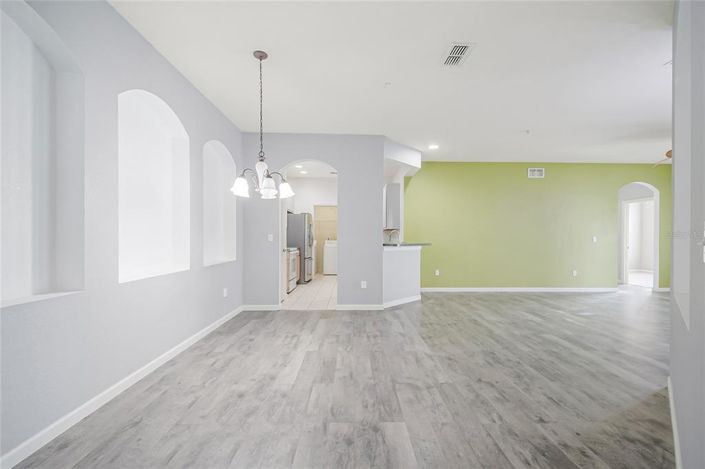 Image No.3-Appartement de 3 chambres à vendre à Saint John