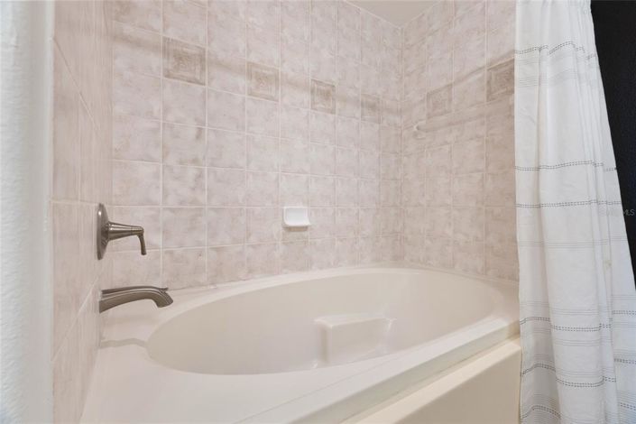 Image No.23-Maison de ville de 2 chambres à vendre à Saint John