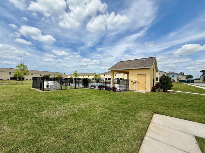 Image No.37-3 Bed Townhouse for sale