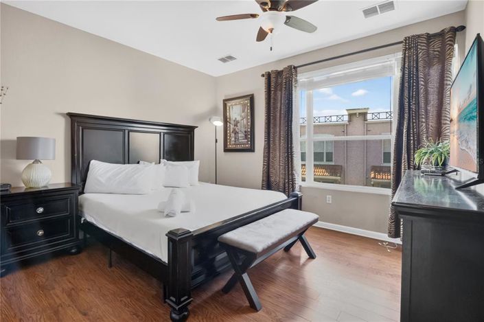 Image No.15-3 Bed Apartment for sale