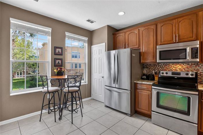 Image No.8-3 Bed Apartment for sale