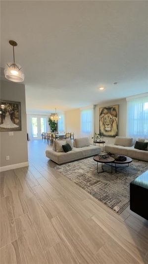 Image No.30-4 Bed House for sale