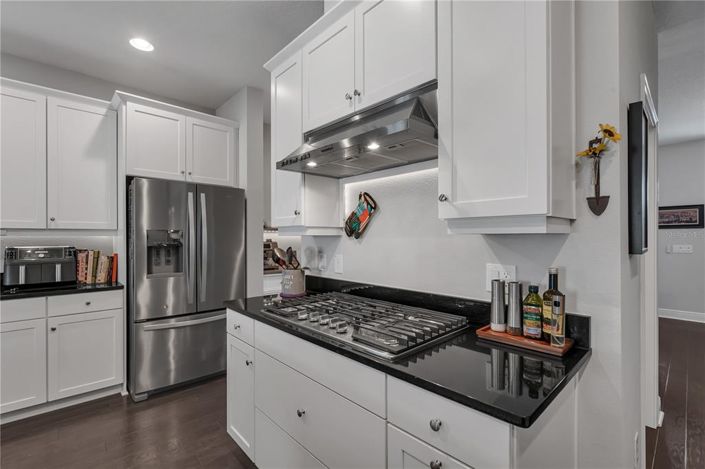 Image No.11-4 Bed House for sale