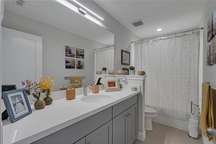 Image No.21-4 Bed House for sale