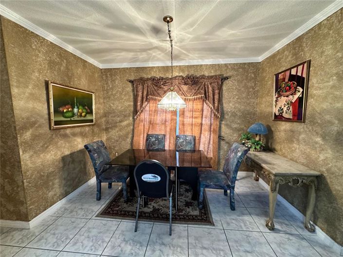 Image No.2-Maison de 5 chambres à vendre à Saint John