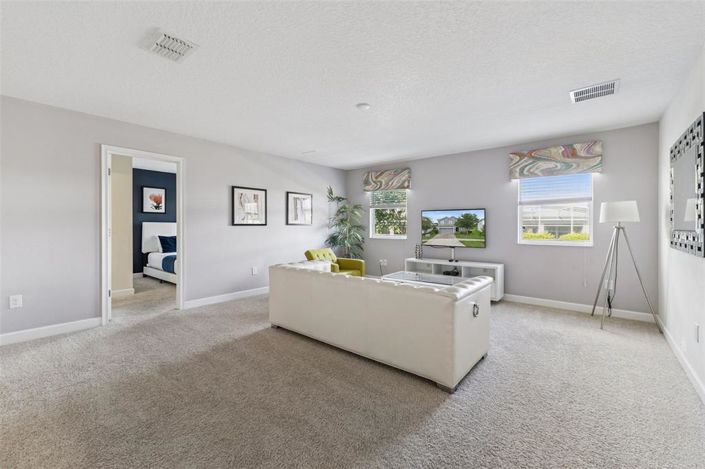 Image No.10-6 Bed House for sale