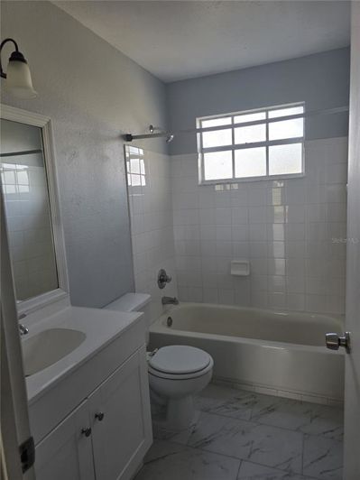 Image No.9-Appartement de 3 chambres à vendre à Saint John