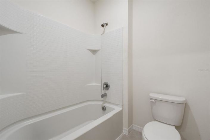 Image No.17-5 Bed House for sale