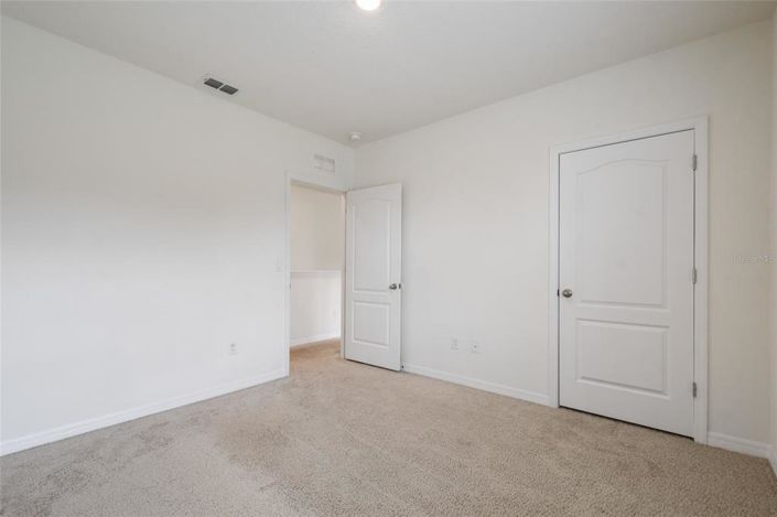 Image No.19-5 Bed House for sale