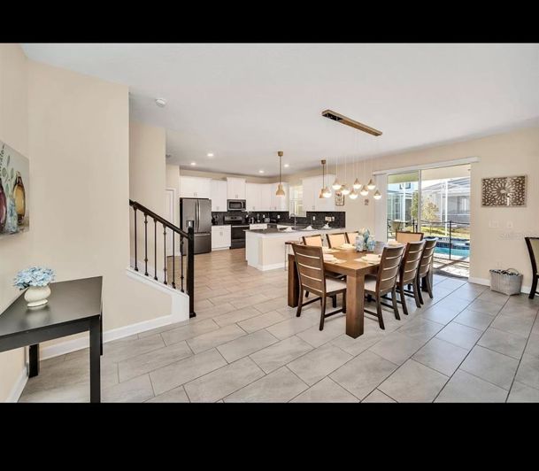 Image No.2-6 Bed House for sale