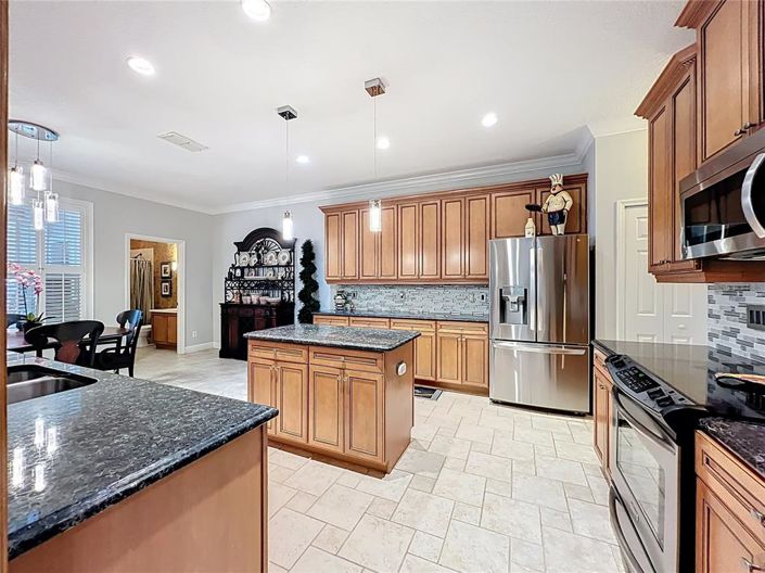 Image No.19-4 Bed House for sale