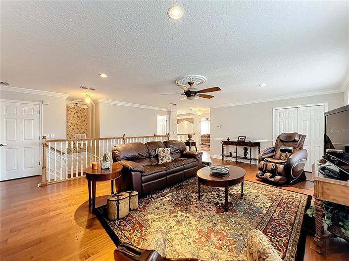 Image No.35-4 Bed House for sale