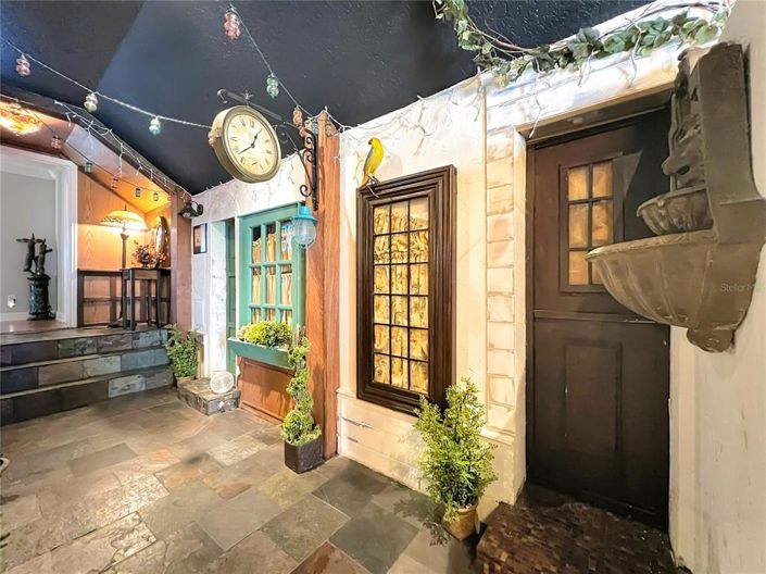 Image No.43-4 Bed House for sale