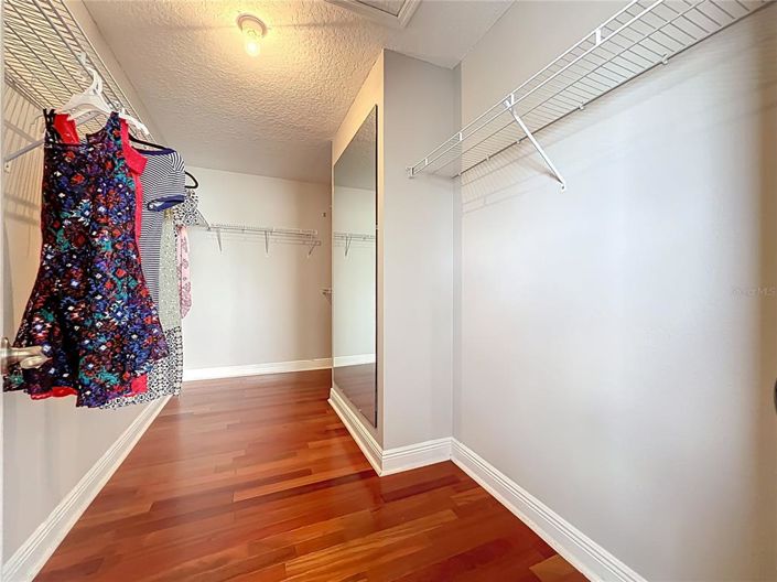 Image No.58-4 Bed House for sale