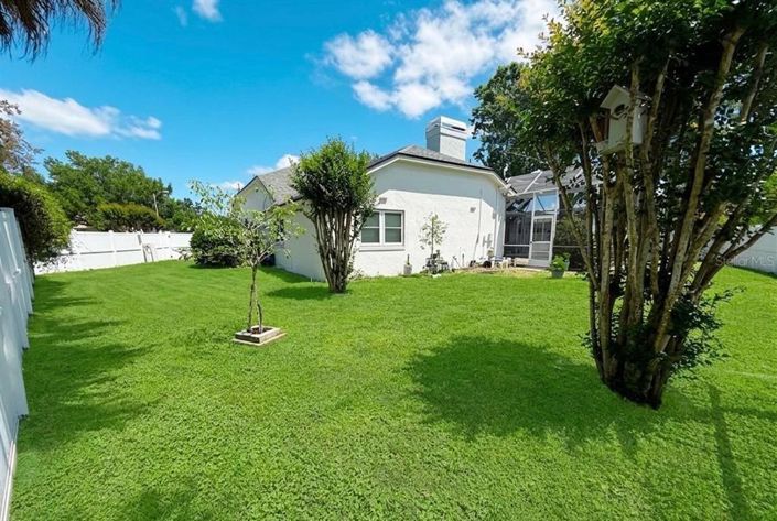 Image No.18-4 Bed House for sale