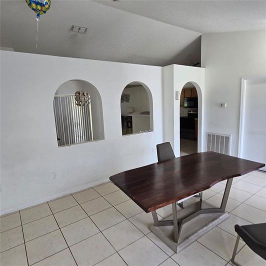 Image No.12-3 Bed House for sale