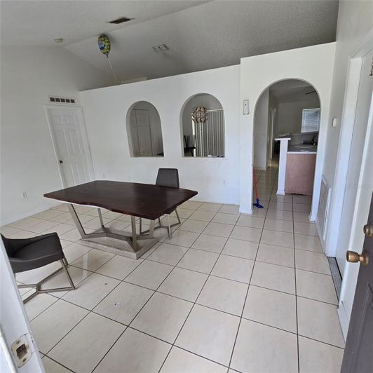 Image No.26-3 Bed House for sale