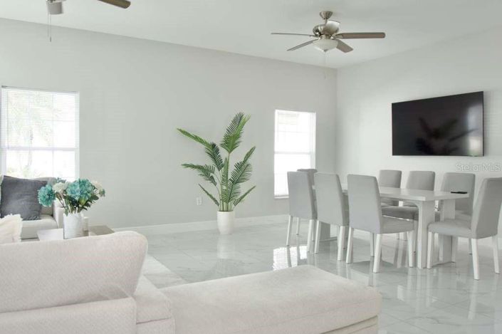 Image No.2-4 Bed House for sale