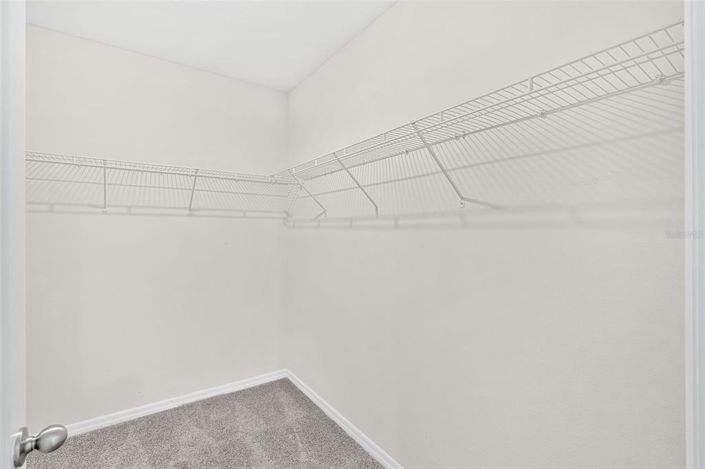 Image No.22-4 Bed House for sale