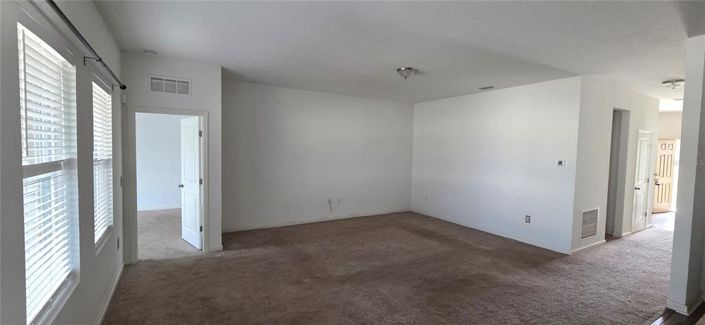 Image No.11-3 Bed House for sale