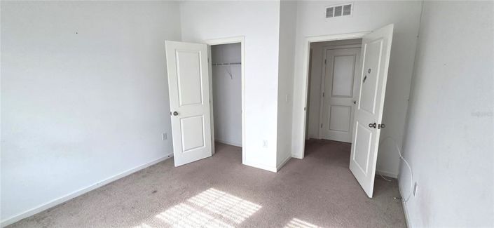 Image No.17-3 Bed House for sale